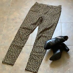 Levi’s Strauss & Co women’s skinny jeans